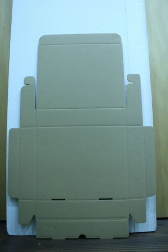 未使用 小型段ボール 内寸 24.7×18.9×4.6cm