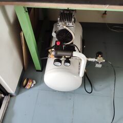 高儀(Takagi) 静音オイルレス エアーコンプレッサー 39L ACP-39SLB