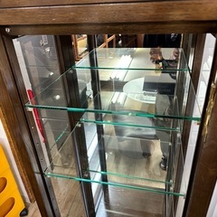 ⭐️激安価格⭐️karimoku カリモク domani ガラスキャビネット 高級 モダン 中古 リビング収納 デザイン家具 木製 ショーケース 収納棚 アンティーク 美品
