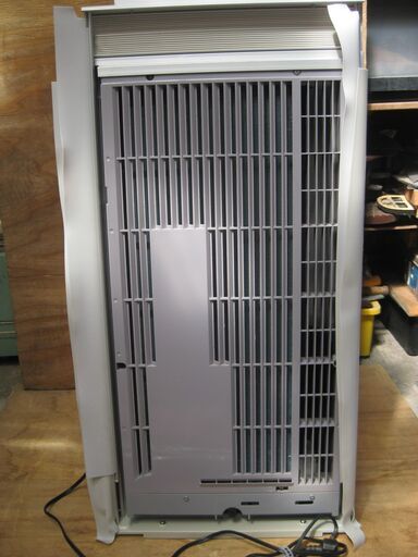 Amazon | トヨトミ 窓用ルームエアコン 低騒音 1.6kWモデル 日本製