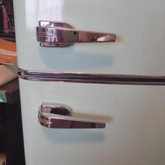 冷蔵庫　2023年 レトロ　114lアイリスオーヤマ