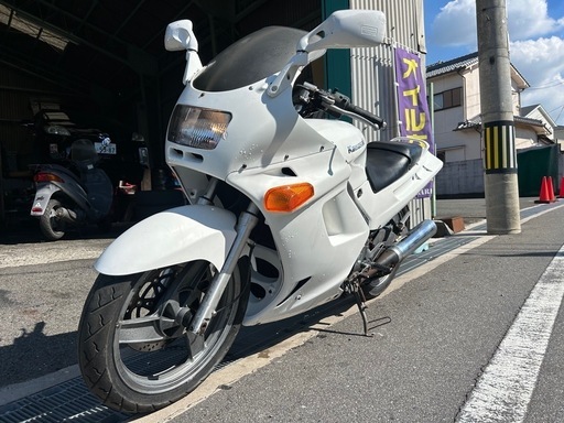 カワサキ　ZZR250 EX250H 250cc 中型バイク