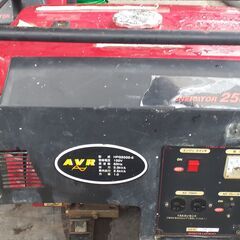 中古小型発電機 ﾜｷﾀ HPG2500-6 ￥20,000