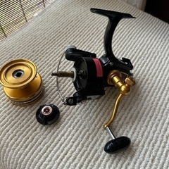 スピニングリール　PENN 550SS