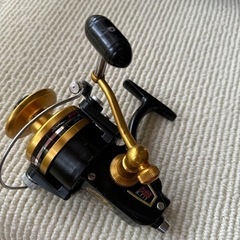 スピニングリール　PENN 550SS