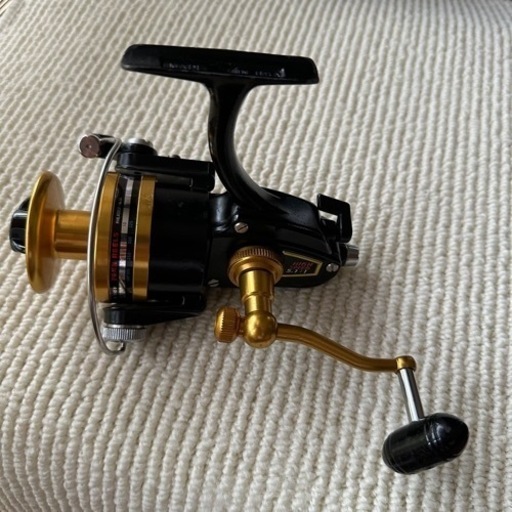 スピニングリール　PENN 550SS