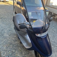 屋根付きスクーター
