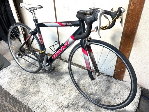 GIANTロードバイク27インチSHIMANO18段ティアグラコンポ、超軽量フレーム