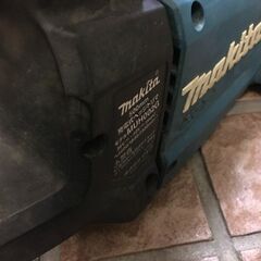 マキタ MUH002GZ 充電式ヘッジトリマ【市川行徳店】【店頭取引限定】【中古】管理番号：ITJZI2ITR3XC マキタ MUH002GZ 充電式ヘッジトリマ【市川行徳店】【店頭取引限定