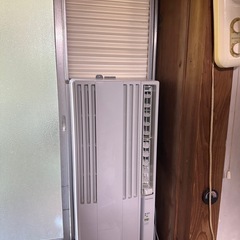 窓付型のエアコン