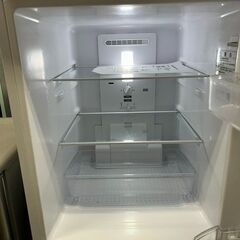 J5241 ★6ヶ月保証付★　シャープ SHARP　2ドア冷蔵庫　SJ-D15G-W ホワイト 2021年製 クリーニング済み　【リユースのサカイ柏店】