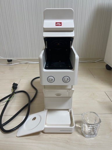 イリーカプセルコーヒーマシン
