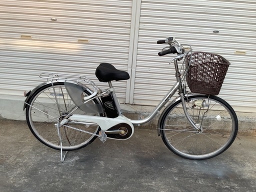 464  パナソニック新機種電動アシスト自転車viviNX   26インチシルバーボディー