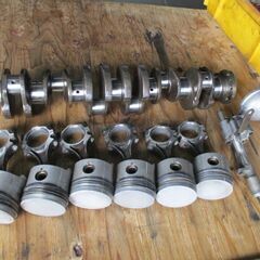 オールド-ベンツ111-250SEエンジン部品販売