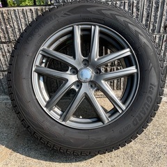 【格安】ヨコハマタイヤ　ブルーアース　スタッドレスタイヤ　225/65R17
