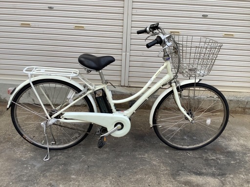 469  ブリヂストン新機種電動アシスト自転車POLKU   26インチホワイトアルミ