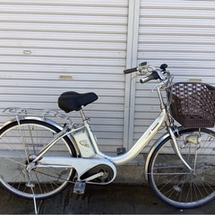 472 パナソニック新機種電動アシスト自転車vivi 26インチシルバーボディー