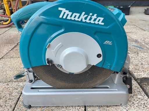 岩手発　中古美品 makita マキタ　充電式切断機 355ｍｍ　LW141D　本体のみ