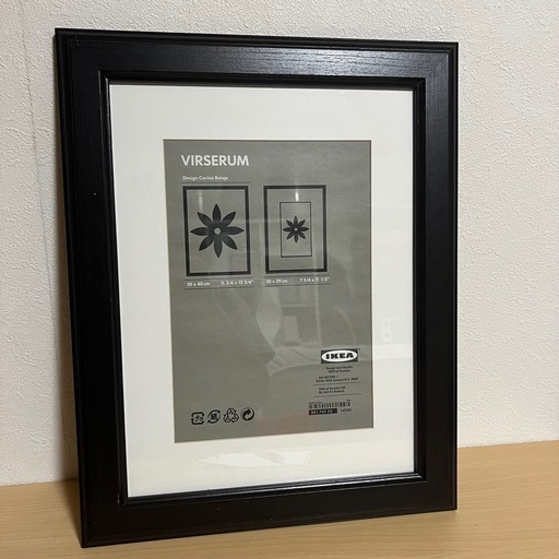IKEA 額縁 30 x 40 cm