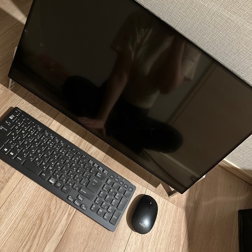 【ほぼ新品】デスクトップPC 一色あります⭐️FMVF70D3BZ 富士通　esprimo fh70/d3