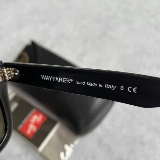 レイバンサングラスRay-BanWAYFARER 白フレーム ブルーミラーレンズ レイバンサングラスRay-BanWAYFARER 白フレーム ブルーミラーレンズ