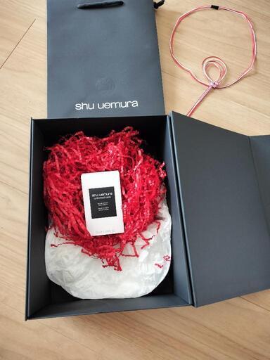 shu uemura 新発売アンリミテッド ケア ツヤ セラム ファンデーション