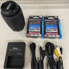 Nikonのデジタル一眼レフカメラ(D3300)