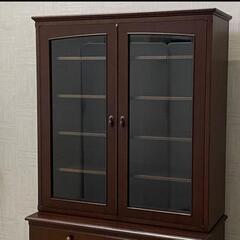 神戸元町欧風家具！ 【メープル不二屋】高級食器棚♪ マホガニー材 神戸元町欧風家具！ 【メープル不二屋】高級食器棚♪ マホガニー材