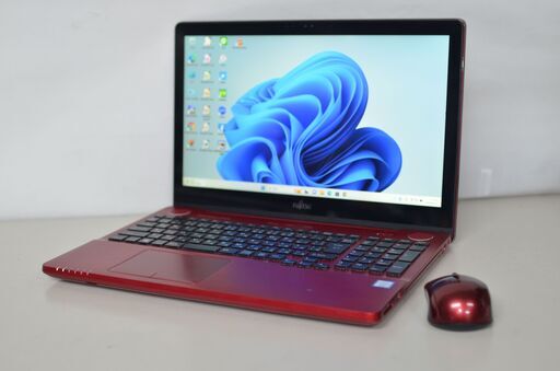 中古良品ノートパソコン 富士通 AH77/B1 Windows11+office 新品爆速SSD512GB core i7-7700HQ/メモリ8GB/15.6インチ/webカメラ/ブルーレイ