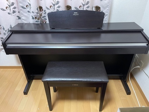 YAMAHA 電子ピアノ　YDP-135R