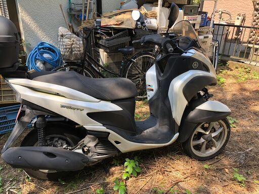 ヤマハ　トリシティ　125　 白（EBJ-SE82J）