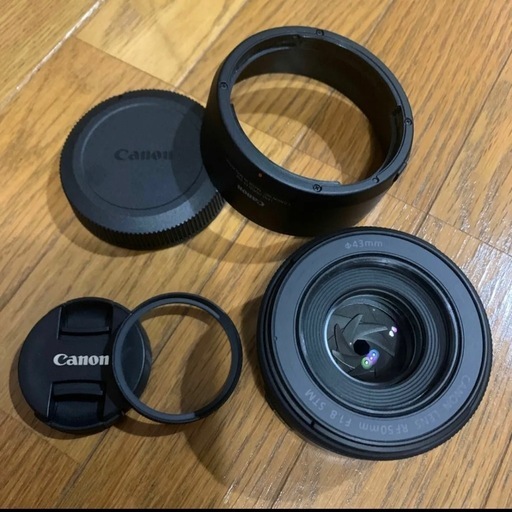 CANON　RF50mm f1.8 stm  純正フード　保護フィルター付き