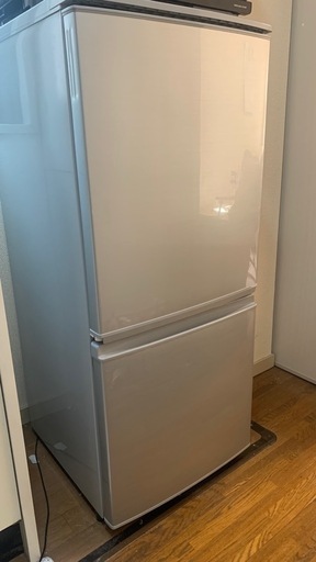 一人暮らし用冷蔵庫シャープ