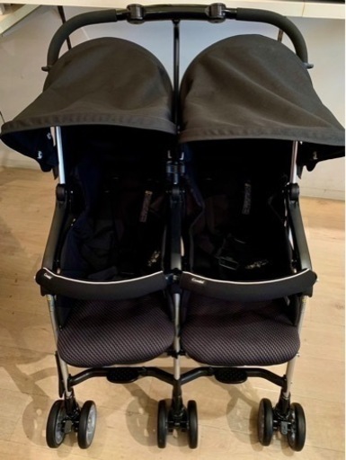 ■店頭引取限定■美品☆コンビ　現行モデル　二人乗り　双子用ベビーカー　ツインスピン♪定価89600円