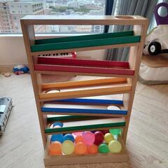 TAG社 ボールトラッカー モンテッソーリ