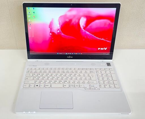美品　富士通 LIFEBOOK　15.6インチ タッチパネル搭載　Core i7 メモリ8GB SSD256GB Blu-ray　Bluetooth　Office2019