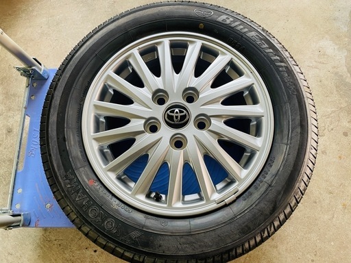 トヨタ純正 195/65R15 ノア ヴォクシー アイシス 中古○トヨタ 純正 