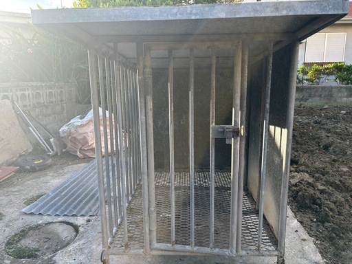 鉄檻、犬小屋、中古売ります
