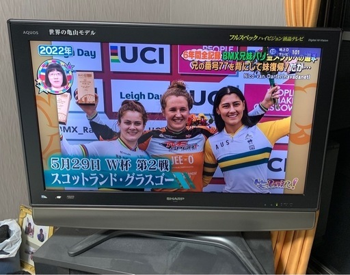 シャープアクオス37型テレビ　\nLC37GS10