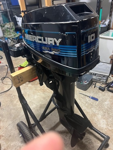 釣りボート\n船外機 MERCURY10馬力