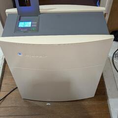 ブルーエアー！　 33畳用のとても高価な、リモコン付き空気清浄機！　美品！