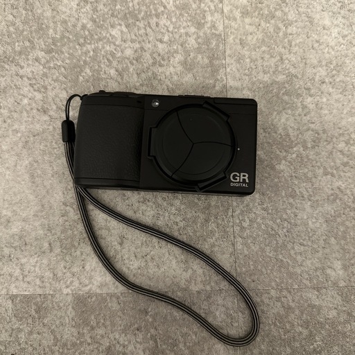 RICOH GRデジタル2\n