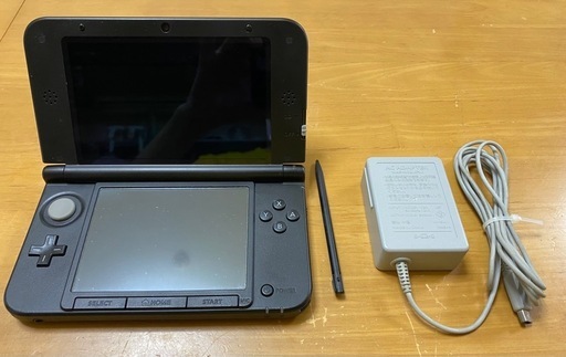 任天堂3DS   LLブラック\n