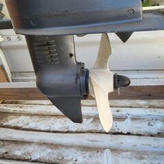 ヤマハ　船外機　5馬力　l足　2サイクル