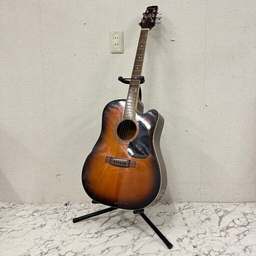 19639  Takamine スタンド付 アコースティックギター   ◆大阪市内・東大阪市他 6,000円以上ご購入で無料配達いたします！◆ ※京都・高槻・枚方方面◆神戸・西宮・尼崎方面◆生駒方面、大阪南部方面　それぞれ条件付き無料配送あり！