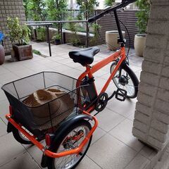 三輪自転車　電動アシスト付き