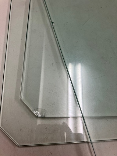 ロ2409-262 Karimoku コーナーキャビネット 飾り棚 元電源断線の為 ロ2409-262 Karimoku コーナーキャビネット 飾り棚 元電源断線の為