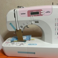 ✨激安価格✨新品未使用品‼️保証R8年6月まで有⚠⚠️ブラザー✨コンピューターミシン‼️フットコントローラー付‼️付属品付✨brother