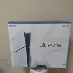 PS5 最新版スリムモデル　ディスクドライブ搭載　未使用に近い！