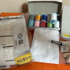 ✨激安価格✨新品未使用品‼️保証R8年6月まで有⚠⚠️ブラザー✨コンピューターミシン‼️フットコントローラー付‼️付属品付✨brother